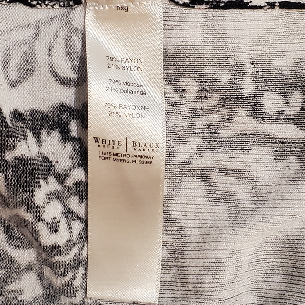 White House Black Market White Black Floral Snap Button Front Knit Sweater XS - Picture 5 of 7